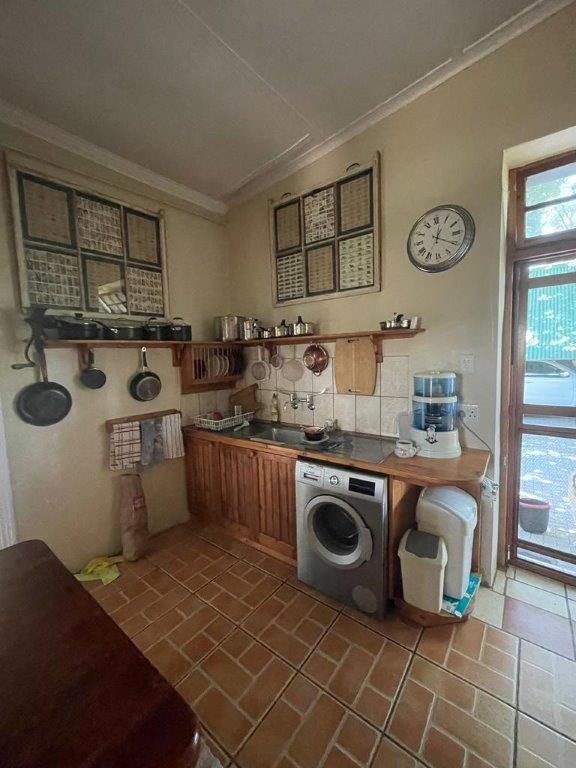5 Bedroom Property for Sale in Ladybrand Free State